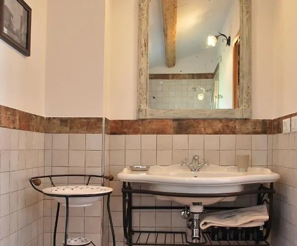 La Casetta Nel Borgo 法恩莎